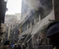 1 dead, 6 injured in major fire at Mumbai building