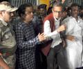 Abhijit Banerjee gets rousing welcome in Kolkata