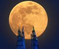 Gorgeous pics of Pink supermoon to distact you from COVID-19