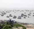 Maha, Guj hunker down as Cyclone Nisarga to make landfall today