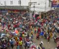 Social distancing goes awry in Kolkata during Durga puja