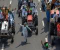 Farmers block roads, railway tracks during 'Bharat bandh'