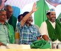 Kejriwal gets a boost in Karnataka with influential farmers leader joining AAP