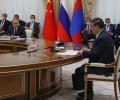 Xi meets Putin, raises concerns over war in Ukraine