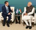 Modi meets Israeli Prez in Dubai, says he supports two-state solution