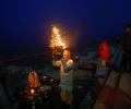 Aarti On A Cold Evening In Ayodhya