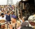 Pawar's 'Devendrawasi' jibe at Fadnavis over Maha bus tragedy