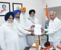 SGPC seeks Punjab governor's help in gurbani row