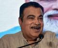 Gadkari shares stage with Digvijaya Singh, praises him for...