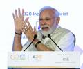 Past govts lacked confidence in people's ability: Modi