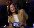 'Thanks Joe': Kamala makes surprise appearance at DNC