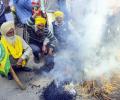 Farmers refuse to cremate dead protester till case booked