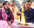 Kejriwal ignores ED summons, reaches Goa on party work