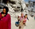 Palestinians Return To Their Ruined Homes