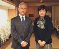 Jaishankar hands over personal letter from Modi to Shinzo Abe's wife