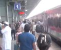 10 injured, 1 critical in stampede at Mumbai's Bandra station