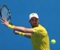 Underdog Johnson through to ATP semi-final