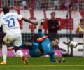 Hoffenheim snap Bayern streak, Dortmund win