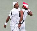 Paes-Bhupathi win men's doubles