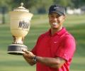 Woods again rules as Harrington slips