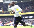 EPL: Defoe spurs Tottenham into top four