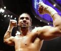 Haye shocks Valuev in WBA heavyweight title bout