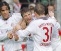 Leverkusen draws with Hamburg, Bayern win