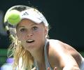 Wozniacki advances to Charleston quarters