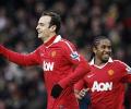 EPL: Berbatov double seals victory for Man United