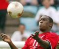 Heskey announces England retirement