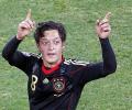 Man United frontrunner in Ozil bid?