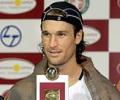 Carlos Moya bids tearful farewell