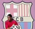 Barca keeper Pinto gets two-match CL ban