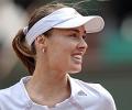 Hingis considering comeback on doubles tour 