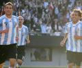 Argentina crush world champions Spain 4-1