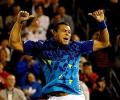 Tsonga ousts Federer in latest Montreal upset