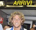 Uruguay's Forlan to leave Atletico for Inter