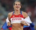 Nerveless Isinbayeva back to reclaim throne