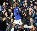 Kalou earns Chelsea FA Cup replay with Everton