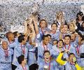 Forlan scores two as Uruguay win Copa America