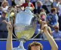 Murray crowned king at Queen's