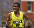 Gebrselassie storms back in Birmingham