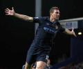 'Frustrated' Dzeko apologises to City teammates