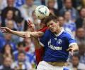 Bundesliga: Huntelaar sends Schalke into CL