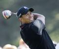 Woods, Mickelson to miss cut; Simpson leads