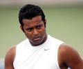 Enraged Paes threatens to pull out of London Olympics