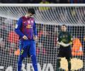 Barcelona to appeal Pique red card in Gijon match