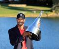 Tiger Woods ends PGA Tour title drought