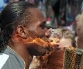 Hero's welcome for Drogba as African qualifiers begin