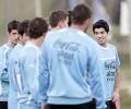 Uruguay back 'persecuted' Suarez